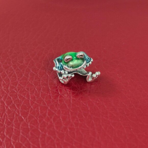 Pandora Climbing Frog Charm S925 Silver with box - Picture 11 of 11